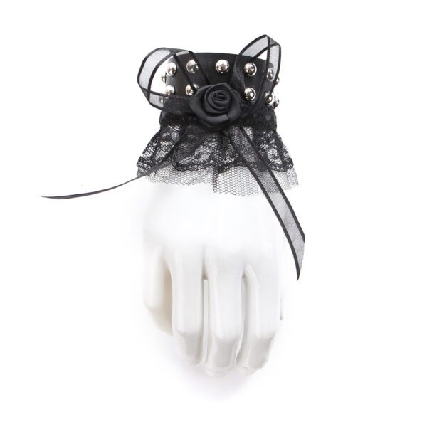 Alana Hand Choker - Gothic Lace Cuff