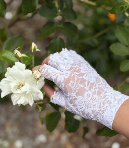 White Fingerless Lace Gloves