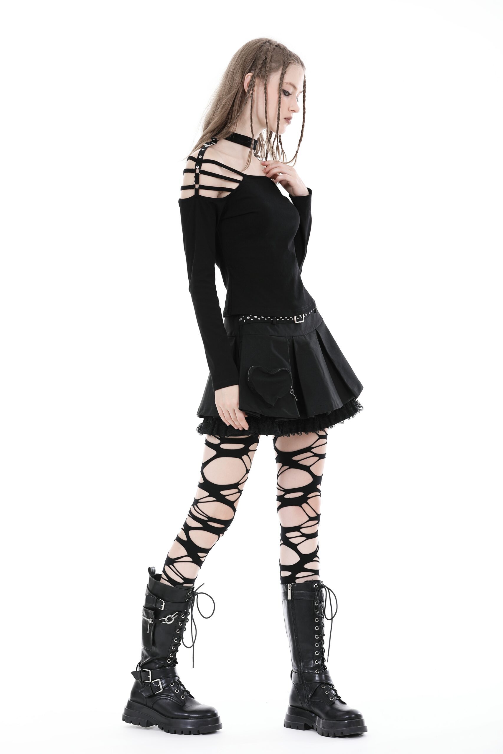 Dark In Love: Black Studded Belt & Heart Pocket Pleated Skirt